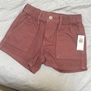 Toddler Old Navy shorts in size 6